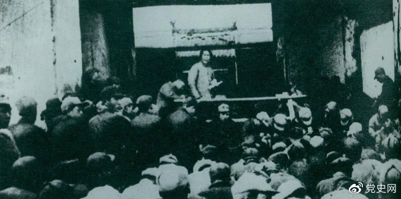 1935年12月27日，毛澤東在陜北瓦窯堡黨的活動分子會議上作《論反對日本帝國主義的策略》報(bào)告。